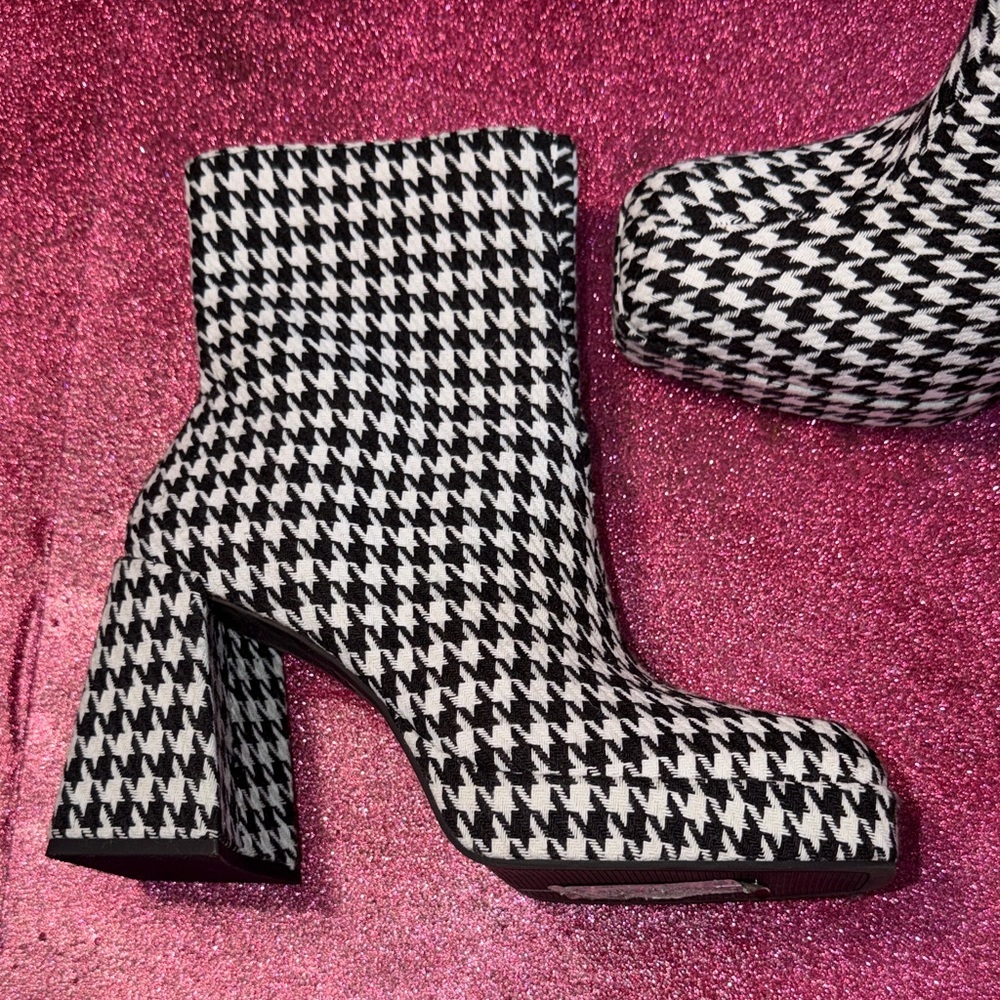 Gianni Bini Black and White Houndstooth Heeled Boots - Picture 5 of 5